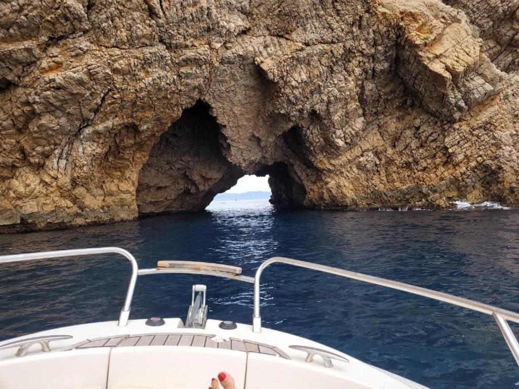 Apartamento Cala Montgo L' Escala Buitenkant foto