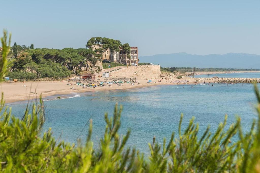 Apartamento Cala Montgo L' Escala Buitenkant foto